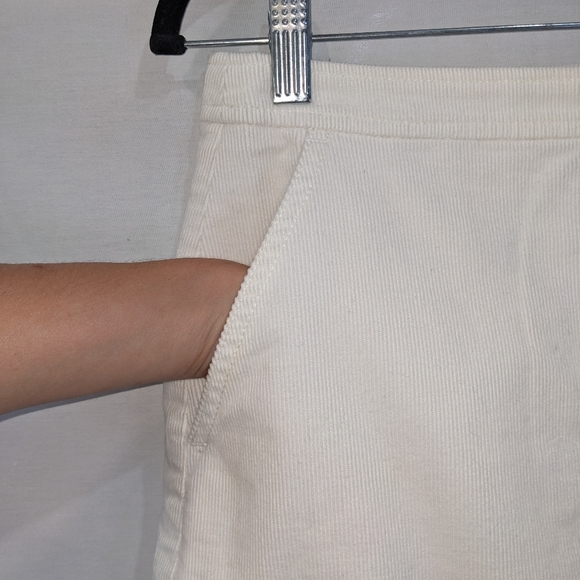 J.Crew Re-Imagined White Cotton Corduroy Skirt with Pockets Size 4 - Picture 4 of 10